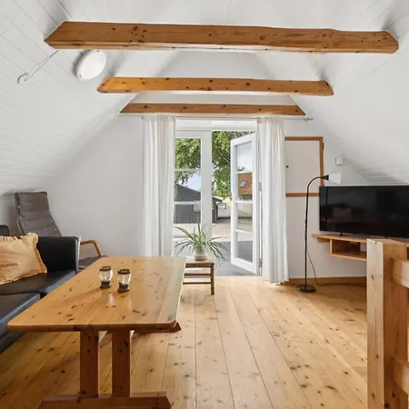 Villaer Cozy With A View Of The North Sea *