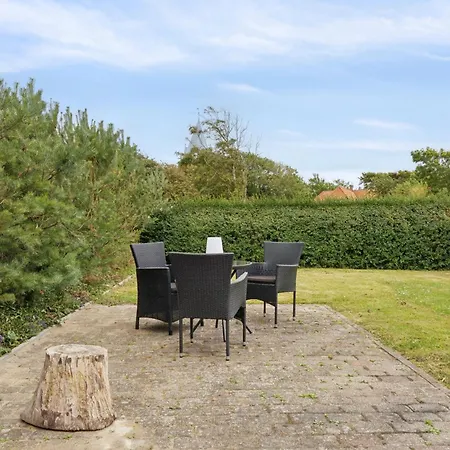 Βίλα Cozy With A View Of The North Sea Bredebro